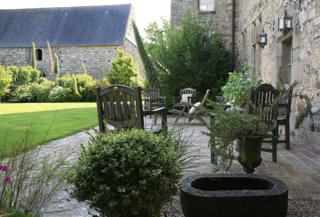 Le Manoir De La Fieffe Bed & Breakfast Cherbourg-en-Cotentin Exterior photo